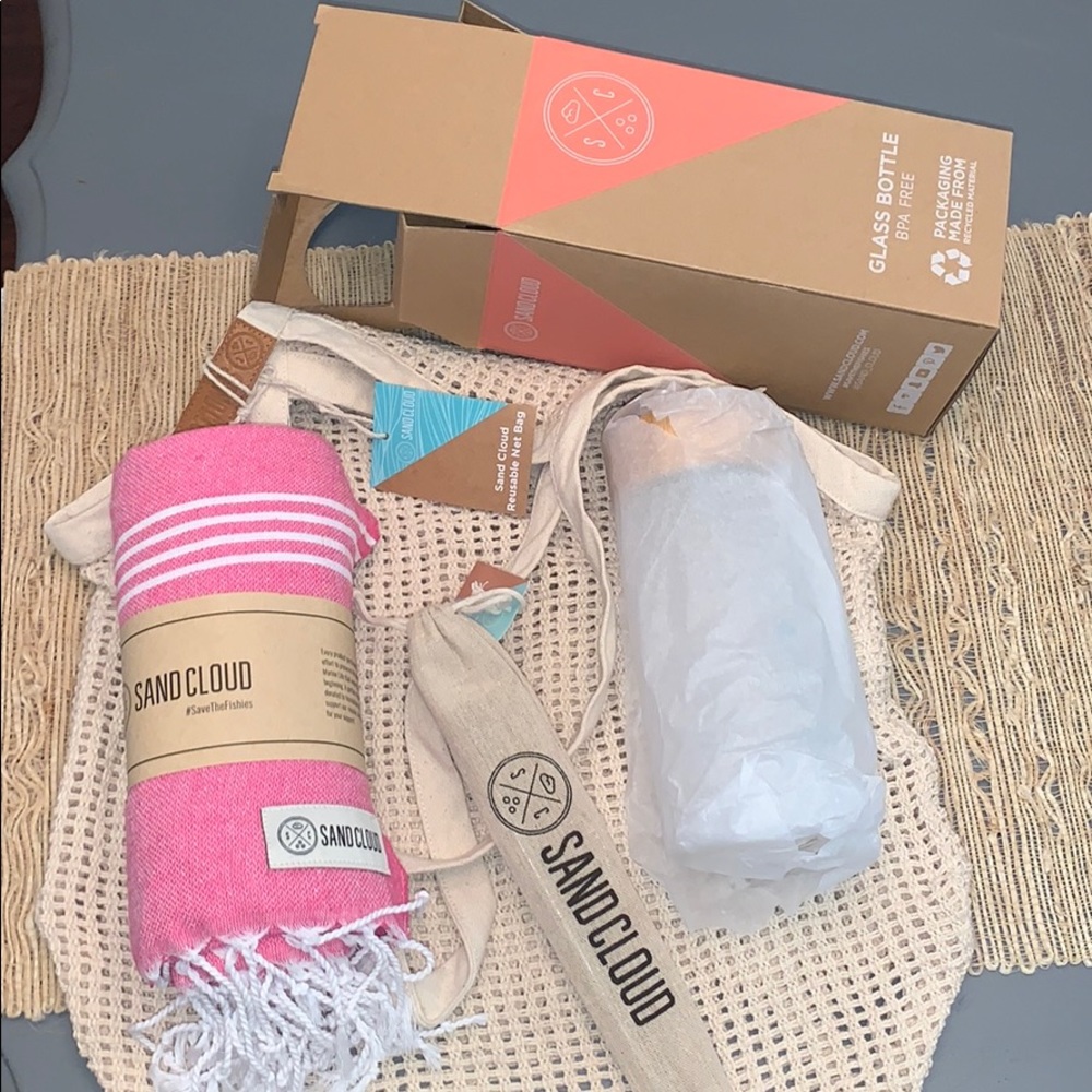 Sound Cloud Beach accessories